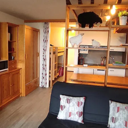 Confortable Pour 5 Personnes Au Pied Des Pistes De Super - Fr-1-814-3 * Besse-et-Saint-Anastaise